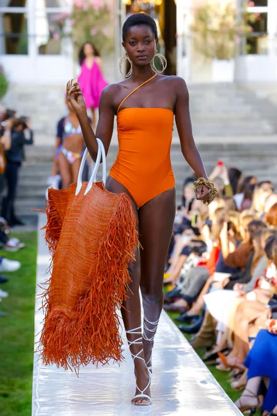 Look 38